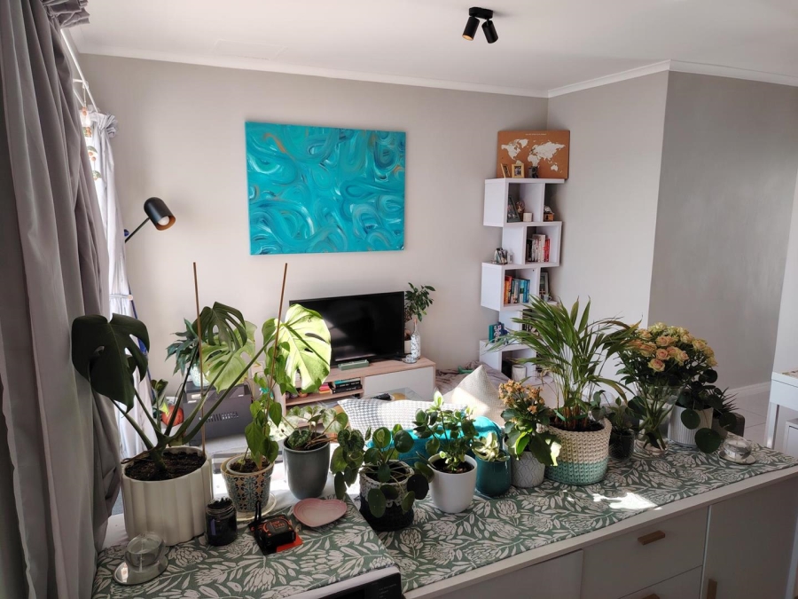 1 Bedroom Property for Sale in Sonstraal Heights Western Cape